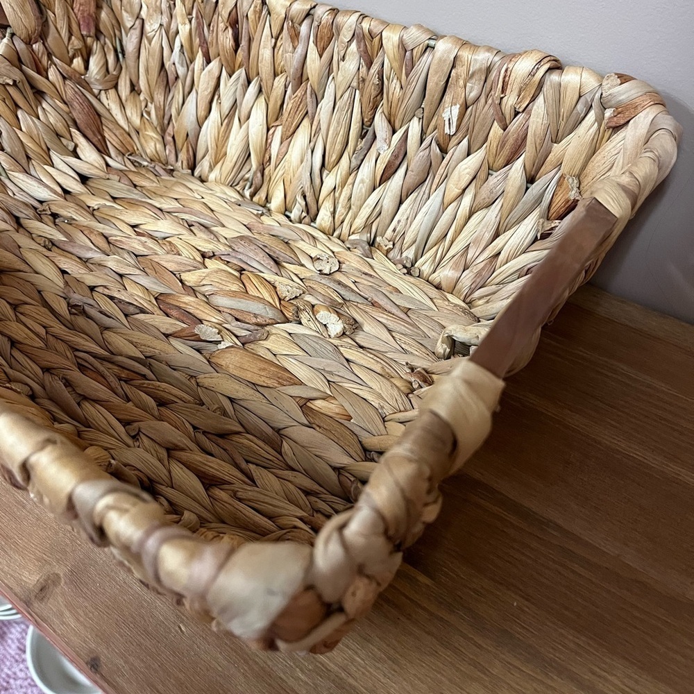 Woven Hyacinth Rectangular Basket with Wooden Handles - Picture 3 of 3
